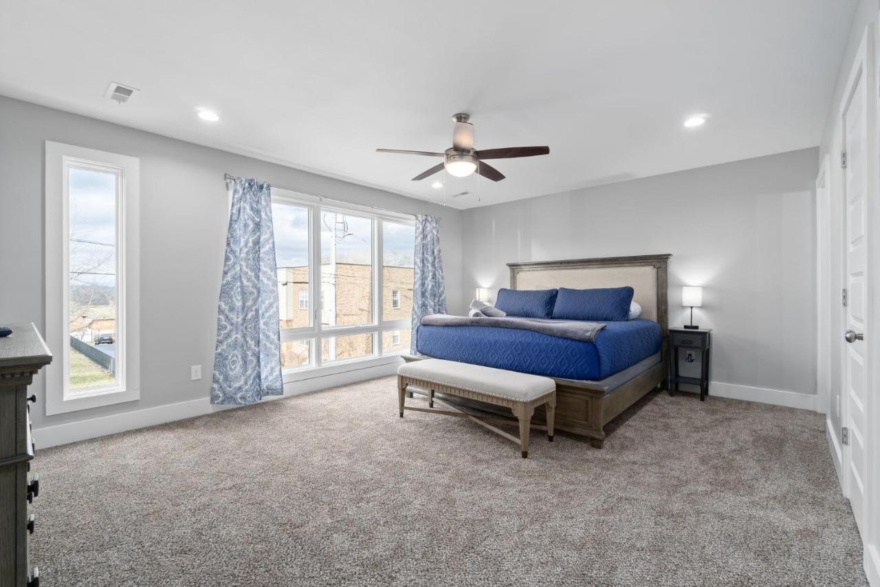 Rebecca'S Downtown Luxury Living Villa Clarksville Buitenkant foto