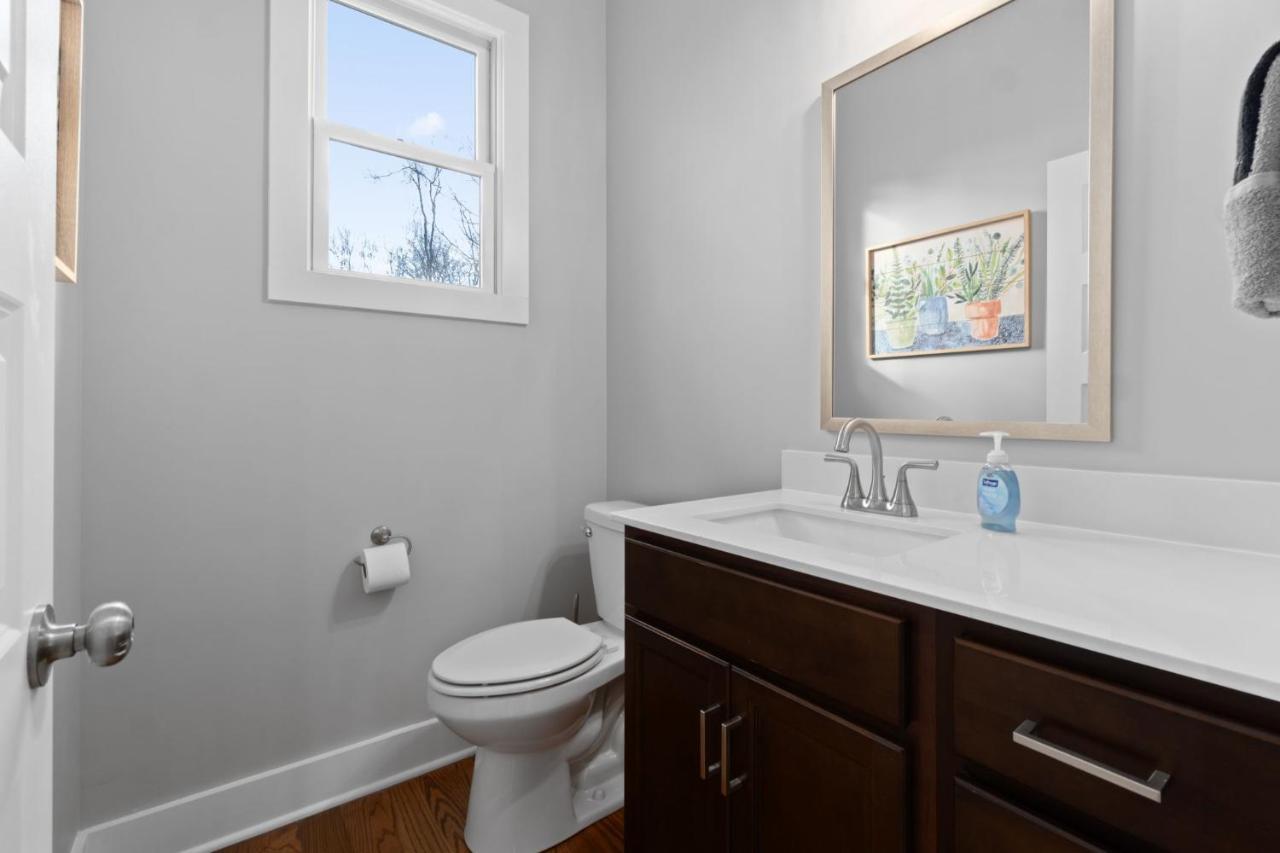 Rebecca'S Downtown Luxury Living Villa Clarksville Buitenkant foto