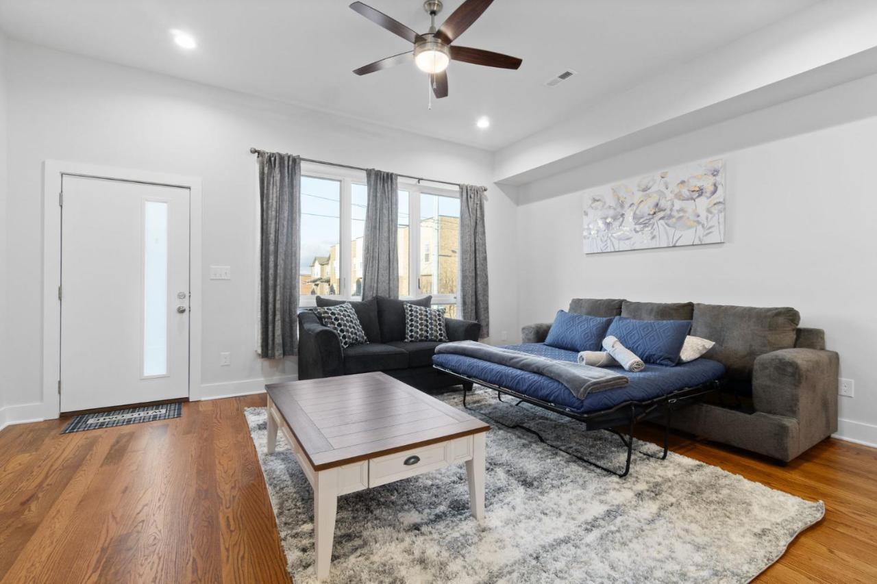 Rebecca'S Downtown Luxury Living Villa Clarksville Buitenkant foto