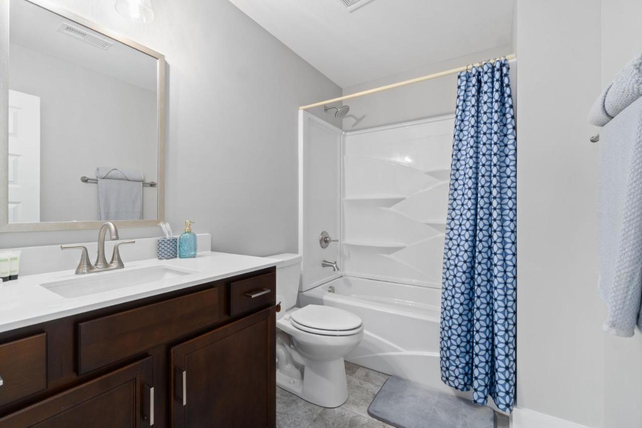 Rebecca'S Downtown Luxury Living Villa Clarksville Buitenkant foto