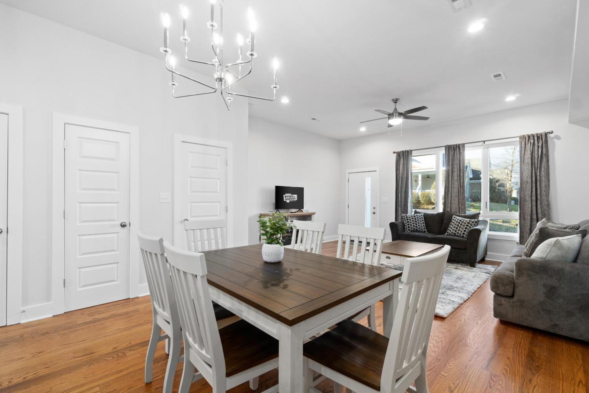 Rebecca'S Downtown Luxury Living Villa Clarksville Buitenkant foto